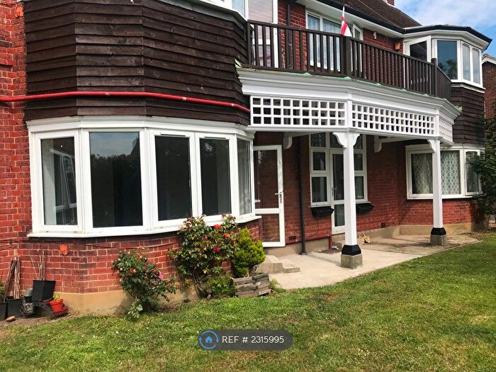 2 Bedroom Flat To Rent In Lister House, Margate, CT9