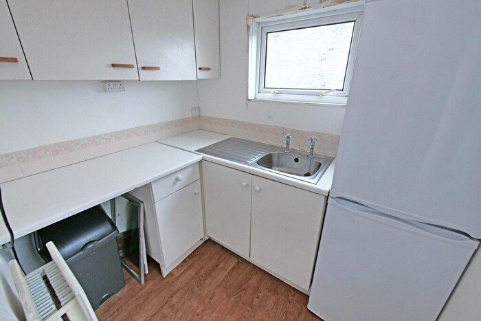 3 Bedroom Terraced House For Sale In Castle Street, Skipton, BD23
