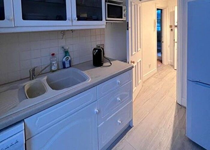 1 Bedroom Studio To Rent In King Henrys Road, London, NW3