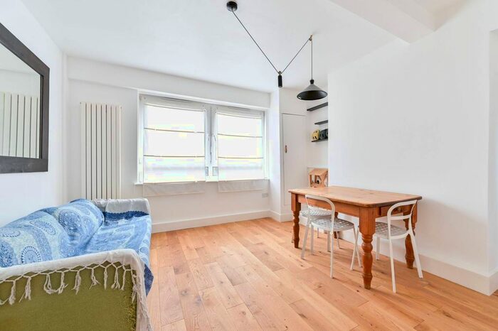 2 Bedroom Flat To Rent In Bermondsey, Bermondsey, London, SE16