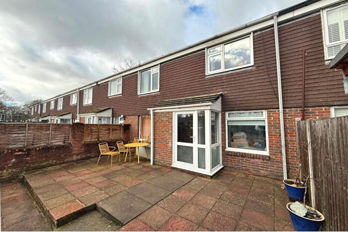 3 Bedroom Terraced House To Rent In Rosebay Court, Waterlooville, PO7