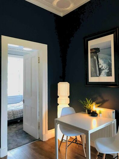 2 Bedroom Apartment To Rent In Westmoreland Street, Glasgow, G42