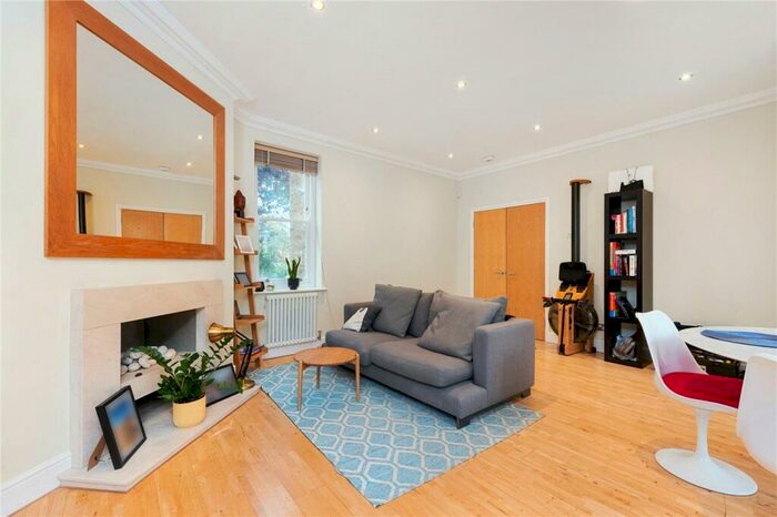 3 Bedroom End Of Terrace House To Rent In Riversdale Road, London, N5