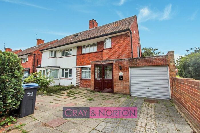 3 Bedroom Semi-Detached House To Rent In Bywood Terrace, Croydon, CR0