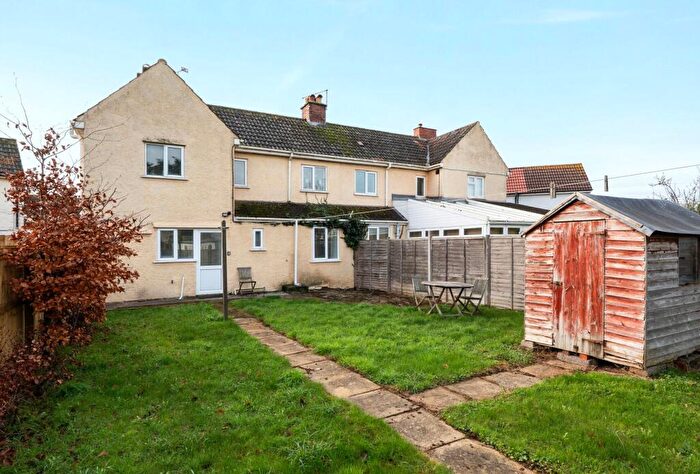 2 Bedroom Apartment For Sale In Moordell Close, Yate, Bristol, Gloucestershire, BS37