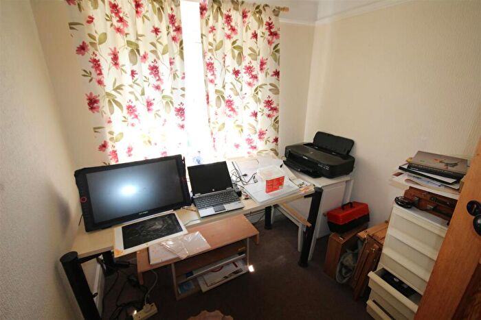 3 Bedroom Terraced House For Sale In Grange Road, Colwyn Bay, LL29