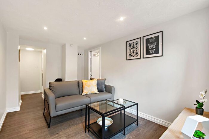 1 Bedroom Flat To Rent In Hyde Park Road, Leeds, LS6