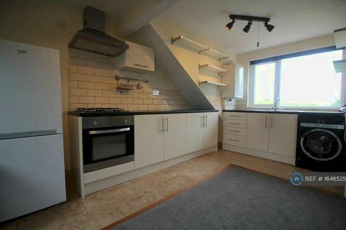 1 Bedroom Flat To Rent In Weoley Park Road, Birmingham, B29