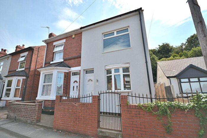 3 Bedroom Semi-Detached House To Rent In Balfour Street, Kirkby-in-Ashfield, NG17