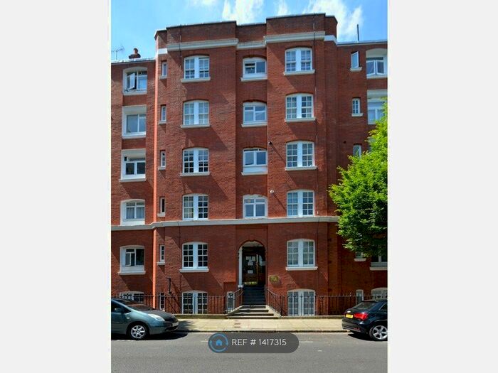 2 Bedroom Flat To Rent In Rashleigh House, London, WC1H