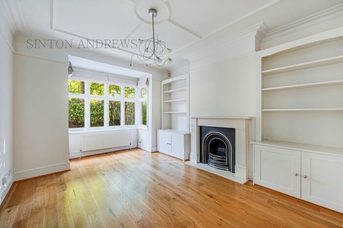 4 Bedroom Terraced House To Rent In Cairn Avenue, Ealing, W5