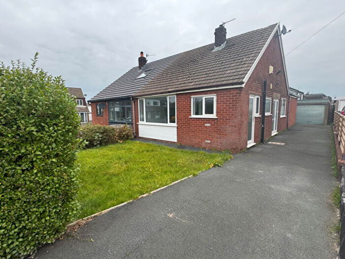 3 Bedroom Semi-Detached Bungalow For Sale In Hillpark Avenue, Hoghton, PR5