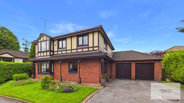 5 Bedroom Detached House For Sale In Kirklees Street, Tottington, Bury, BL8