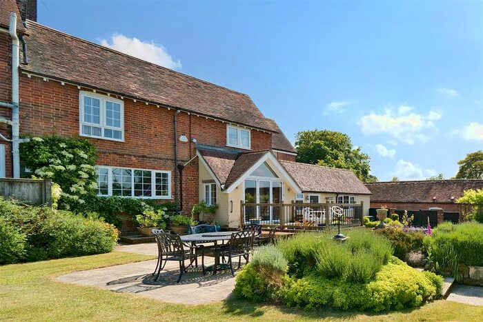 4 Bedroom Property For Sale In Upper Street, Child Okeford, Blandford Forum, DT11