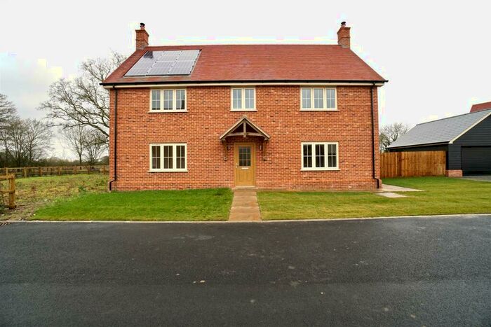 4 Bedroom Detached House For Sale In Great Bromley, Colchester, CO7