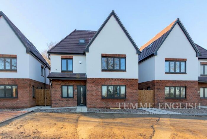 5 Bedroom Detached House For Sale In Smythes Green, Layer Marney, Colchester, CO5