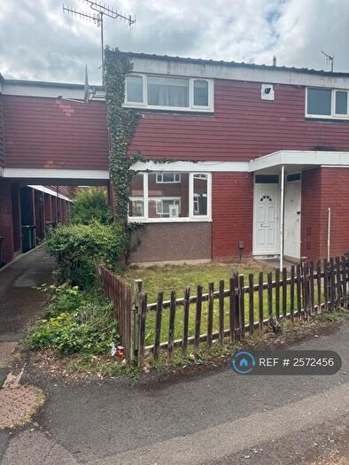 4 Bedroom End Of Terrace House To Rent In Fulbrook Close, Redditch, B98