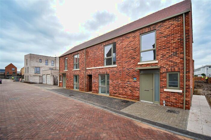 2 Bedroom Semi-Detached House To Rent In Humble Lane, Cambridge, CB5