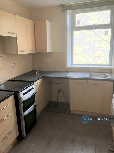 1 Bedroom Flat To Rent In Herbert Street, Burnley, BB11