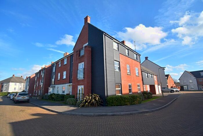 2 Bedroom Flat To Rent In Ilsley Road, Basingstoke, RG24