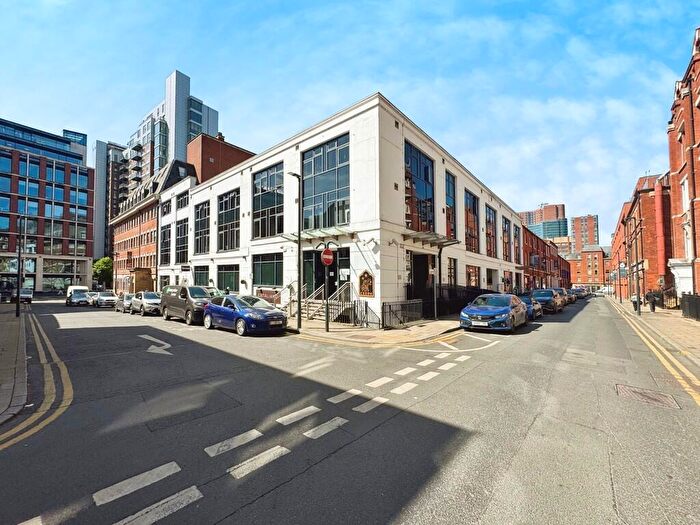 1 Bedroom Flat For Sale In Britannia House, York Place, Leeds, LS1
