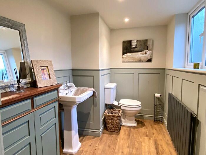 2 Bedroom Detached Bungalow For Sale In Sheringham, NR26