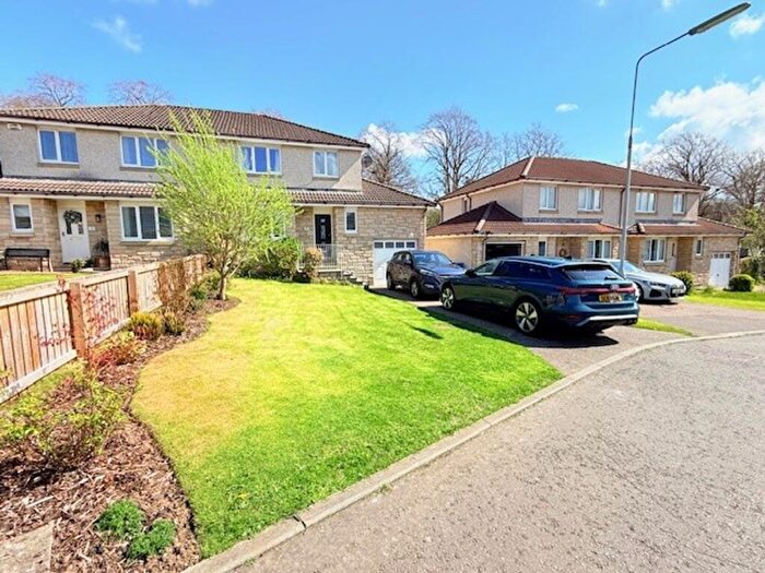 3 Bedroom Semi-Detached House For Sale In Fleming Place, Glenrothes, KY7