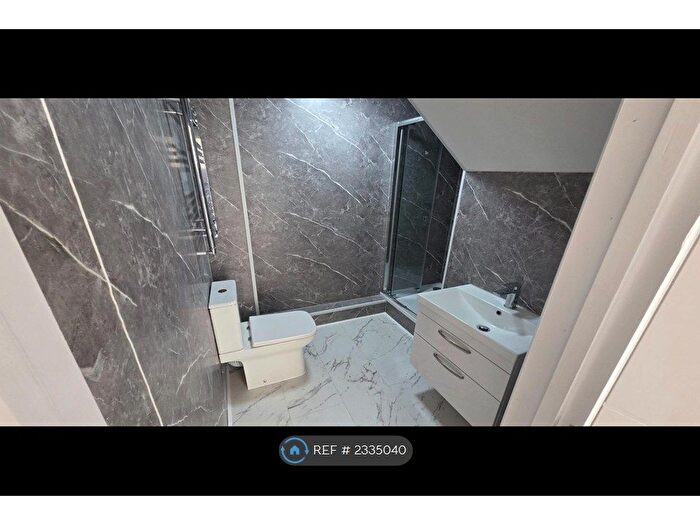 3 Bedroom Semi-Detached House To Rent In Denmark Road, London, N8