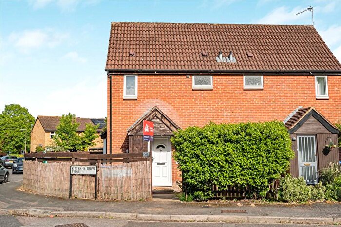 1 Bedroom Semi Detached House For Sale In Bitterne Drive, Woking, Surrey, GU21