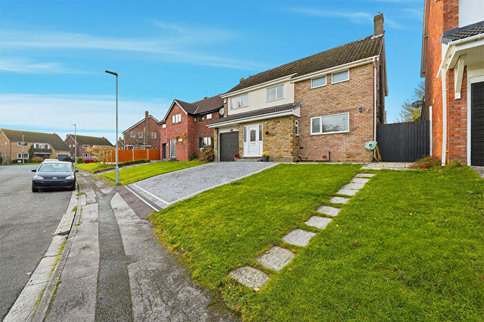 5 Bedroom Detached House For Sale In Kenilworth Avenue, Handforth, SK9