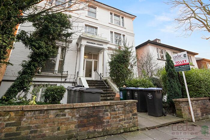 2 Bedroom Flat To Rent In Brondesbury Road, Brondesbury, NW6
