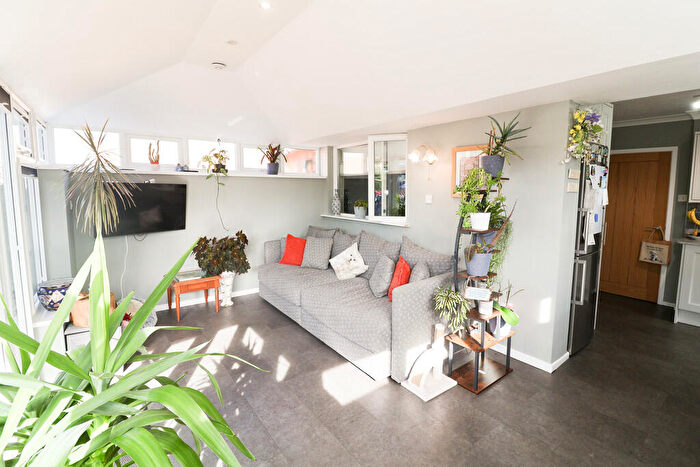 2 Bedroom Semi-Detached Bungalow For Sale In Leicester Drive, Shirebrook Park, Glossop, SK13