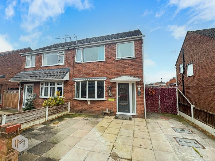 3 Bedroom Semi Detached House For Sale In Colling Close, Irlam, Manchester, Greater Manchester, M44
