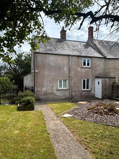 2 Bedroom House To Rent In Bourton, Gillingham, Dorset, SP8