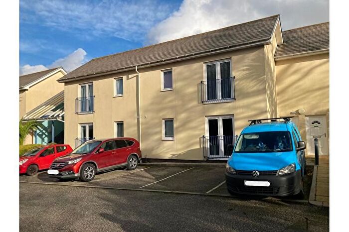 1 Bedroom Flat To Rent In Newton Court, Redruth, Cornwall, TR15