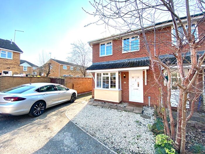 3 Bedroom Property To Rent In Flamborough Close, Woodston, Peterborough, PE2