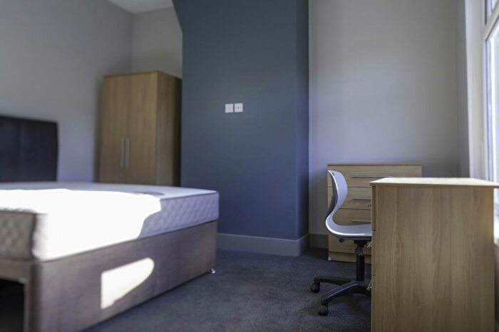 3 Bedroom House To Rent In Romney Street, Salford, M6