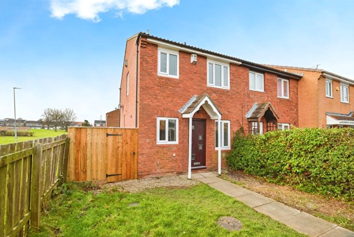 3 Bedroom End Of Terrace House For Sale In Hedley Close, Yarm, TS15