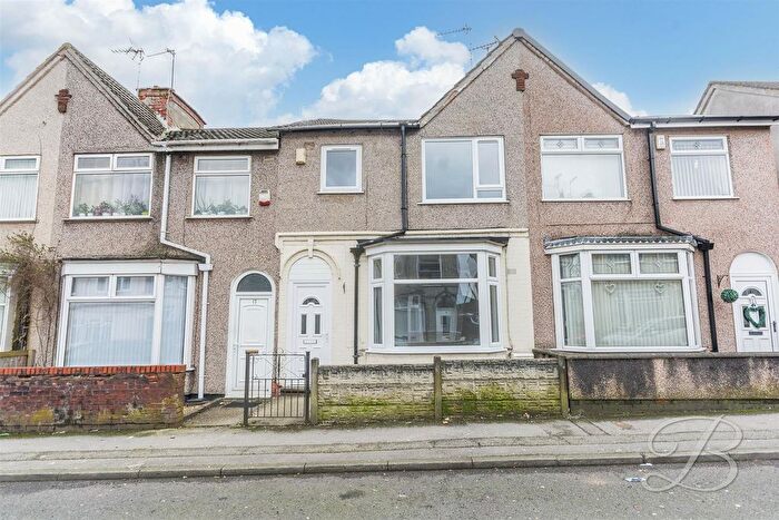 3 Bedroom Semi Detached House To Rent In Somersall Street, Mansfield, NG19