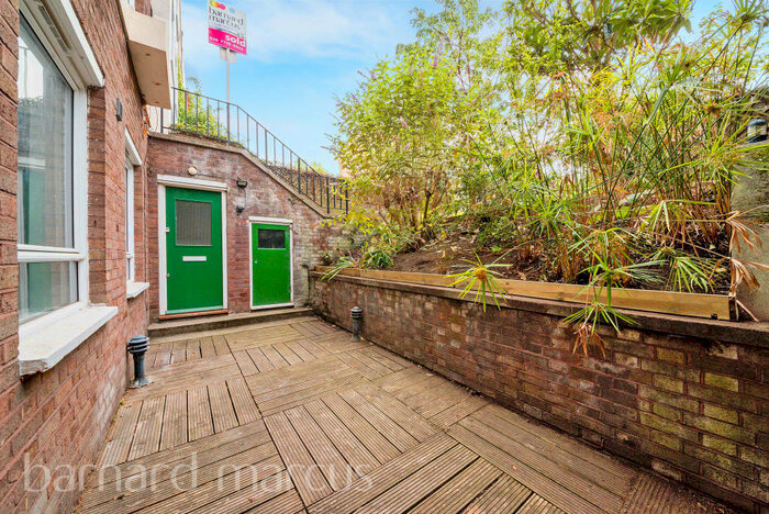 Studio To Rent In Cleaver Square, SE11