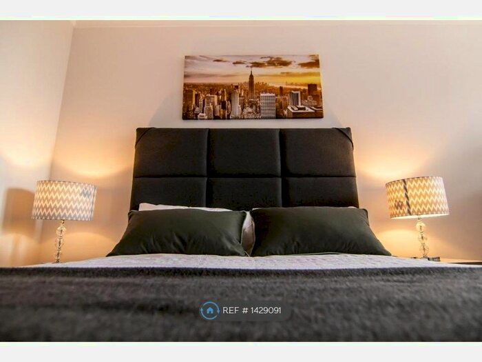 1 Bedroom Flat To Rent In Clarendon House, Northampton, NN1