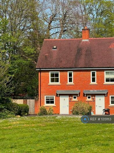 2 Bedroom Semi-Detached House To Rent In Winton Gate, Winchester, SO22