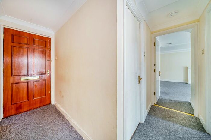 2 Bedroom Flat To Rent In Hartington Road, London, W13