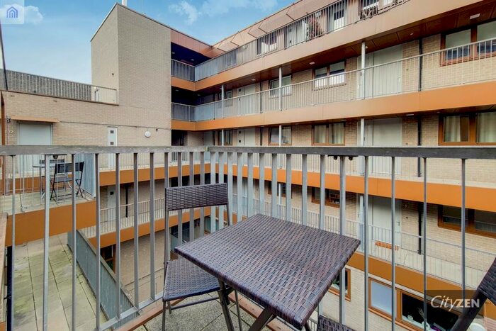 1 Bedroom Flat For Sale In Diss Street, London, E2