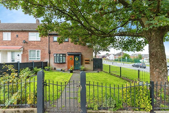 2 Bedroom End Terrace House For Sale In Isel Walk, Middleton, Manchester, Greater Manchester, M24