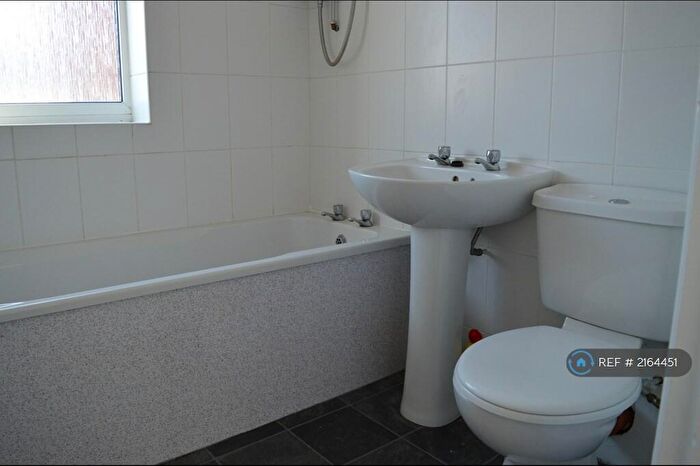 2 Bedroom Flat To Rent In Alvaston, Derby, DE24