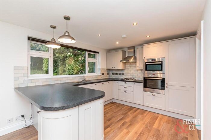 4 Bedroom Detached House To Rent In Wayland Avenue, Brighton, BN1