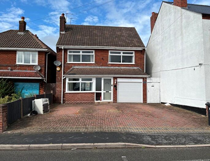 3 Bedroom Detached House For Sale In Hermit Street, Upper Gornal, Dudley, DY3