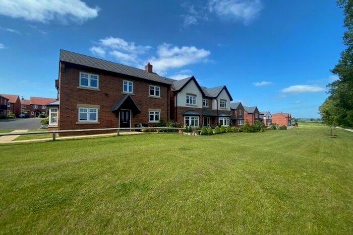 4 Bedroom Detached House To Rent In Eider Avenue, Lichfield, WS13