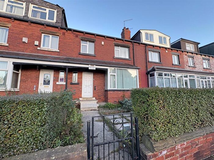 3 Bedroom Terraced House To Rent In Cardigan Road, Hyde Park, Leeds, LS6